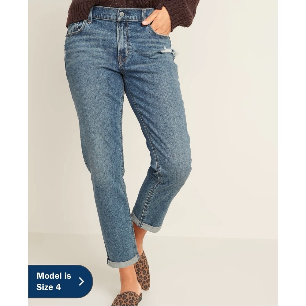 Old Navy Mid-Rise Boyfriend Jeans
